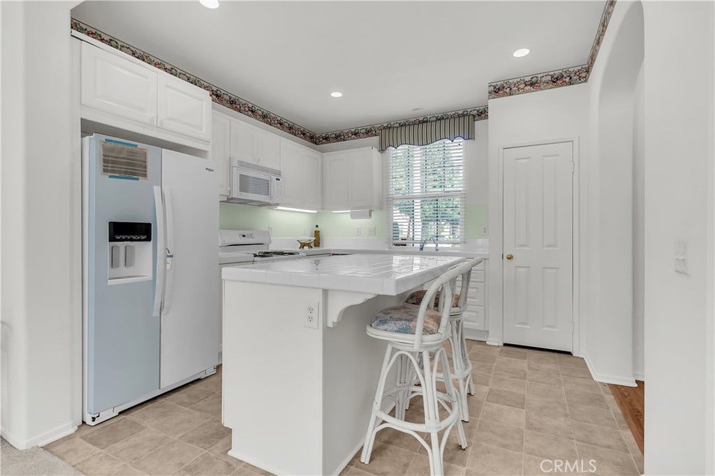 101 Waterman, #153, Irvine, CA 92602 101 Waterman, #153, Irvine, CA 92602