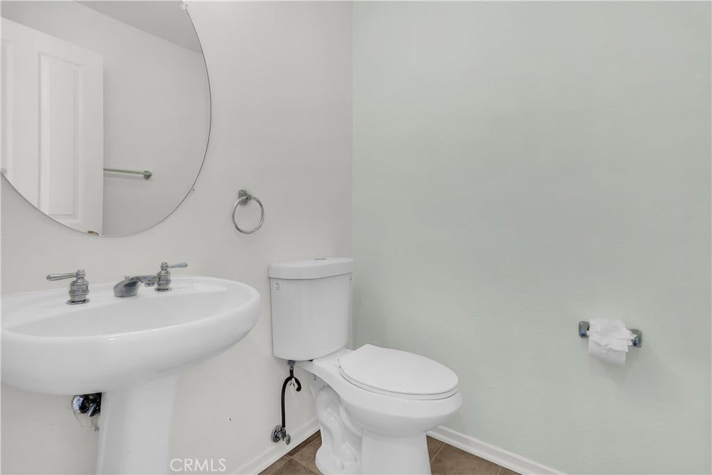 101 Waterman, #153, Irvine, CA 92602 101 Waterman, #153, Irvine, CA 92602