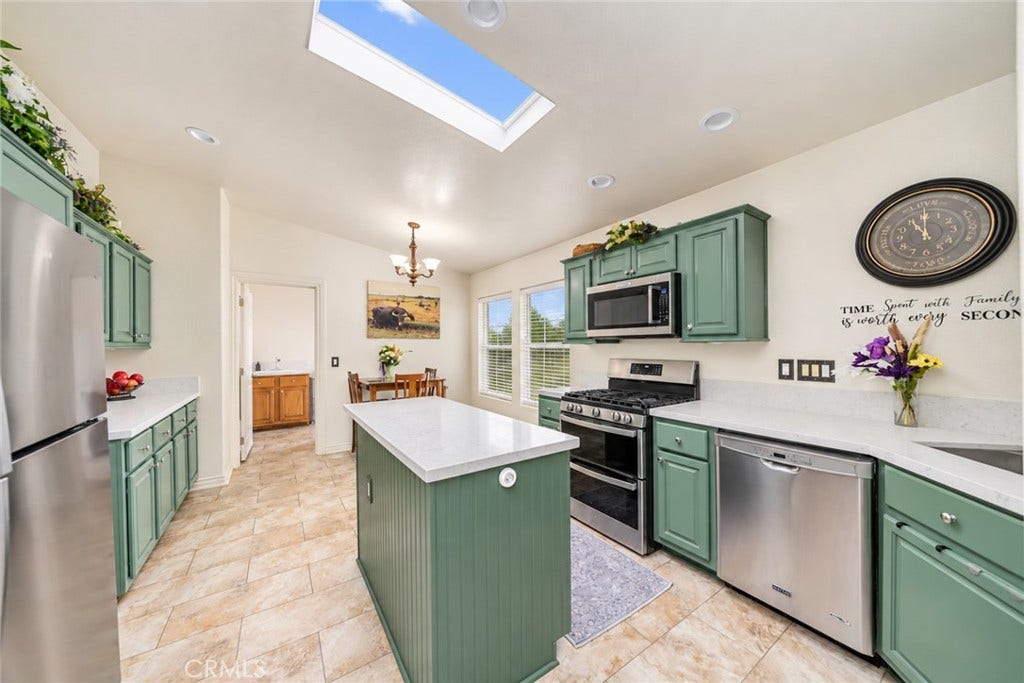 22241 Nisqually Road, #85, Apple Valley, CA 92308 22241 Nisqually Road, #85, Apple Valley, CA 92308