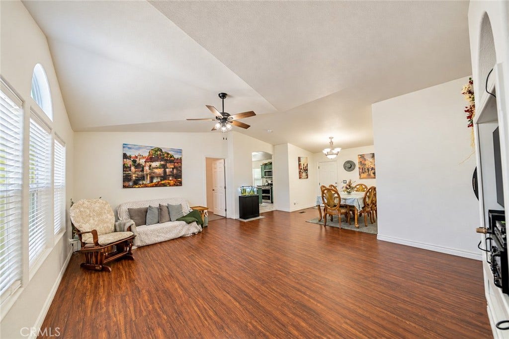 22241 Nisqually Road, #85, Apple Valley, CA 92308 22241 Nisqually Road, #85, Apple Valley, CA 92308
