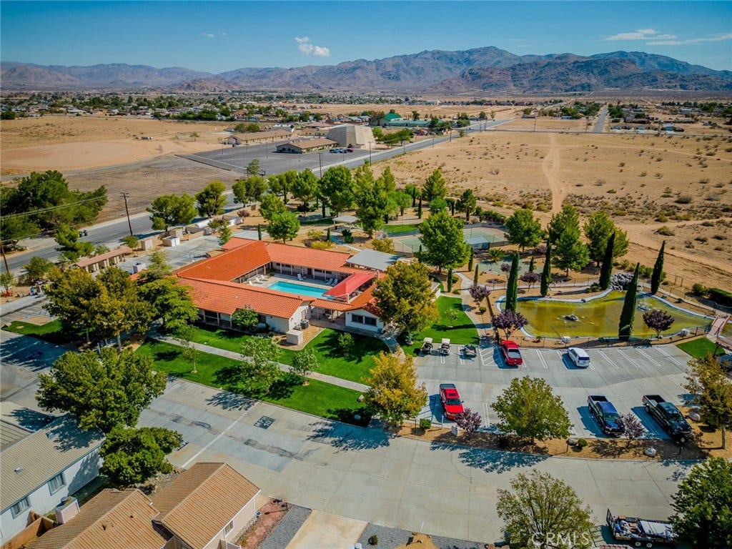 22241 Nisqually Road, #85, Apple Valley, CA 92308 22241 Nisqually Road, #85, Apple Valley, CA 92308