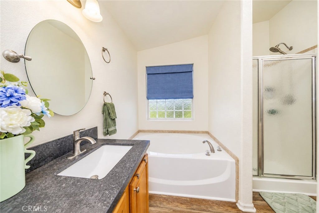 22241 Nisqually Road, #85, Apple Valley, CA 92308 22241 Nisqually Road, #85, Apple Valley, CA 92308