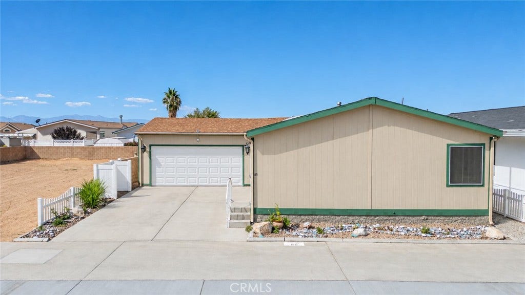 22241 Nisqually Road, #85, Apple Valley, CA 92308 22241 Nisqually Road, #85, Apple Valley, CA 92308