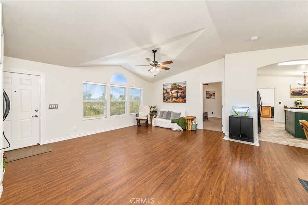 22241 Nisqually Road, #85, Apple Valley, CA 92308 22241 Nisqually Road, #85, Apple Valley, CA 92308