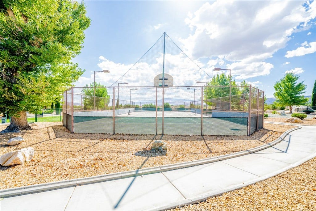 22241 Nisqually Road, #85, Apple Valley, CA 92308 22241 Nisqually Road, #85, Apple Valley, CA 92308
