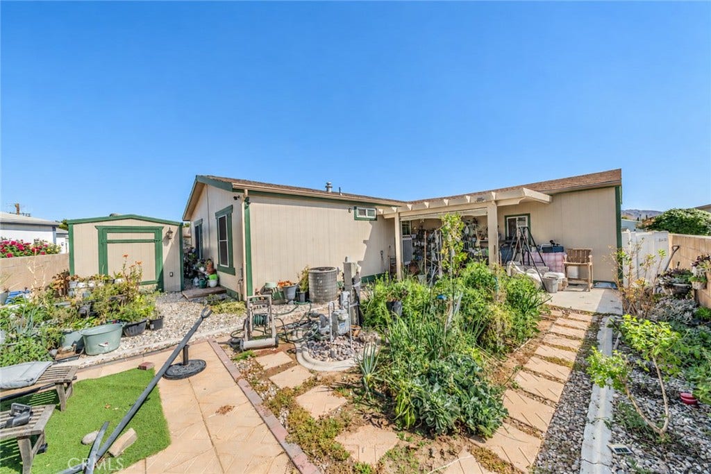 22241 Nisqually Road, #85, Apple Valley, CA 92308 22241 Nisqually Road, #85, Apple Valley, CA 92308