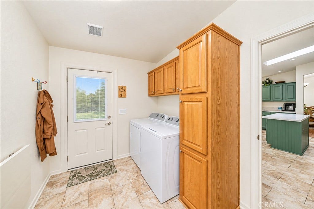 22241 Nisqually Road, #85, Apple Valley, CA 92308 22241 Nisqually Road, #85, Apple Valley, CA 92308