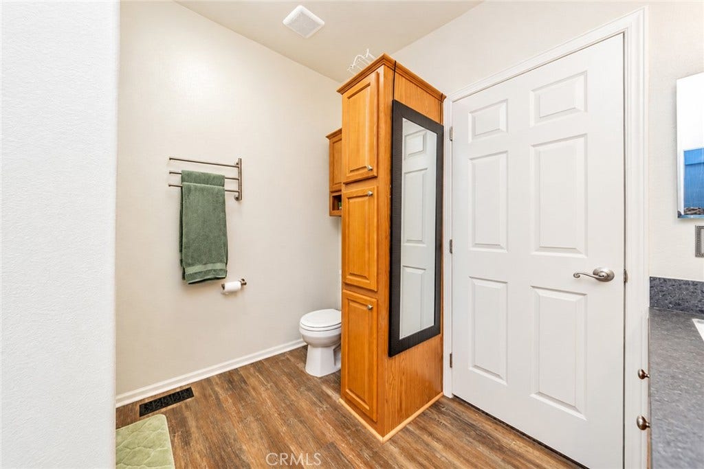 22241 Nisqually Road, #85, Apple Valley, CA 92308 22241 Nisqually Road, #85, Apple Valley, CA 92308