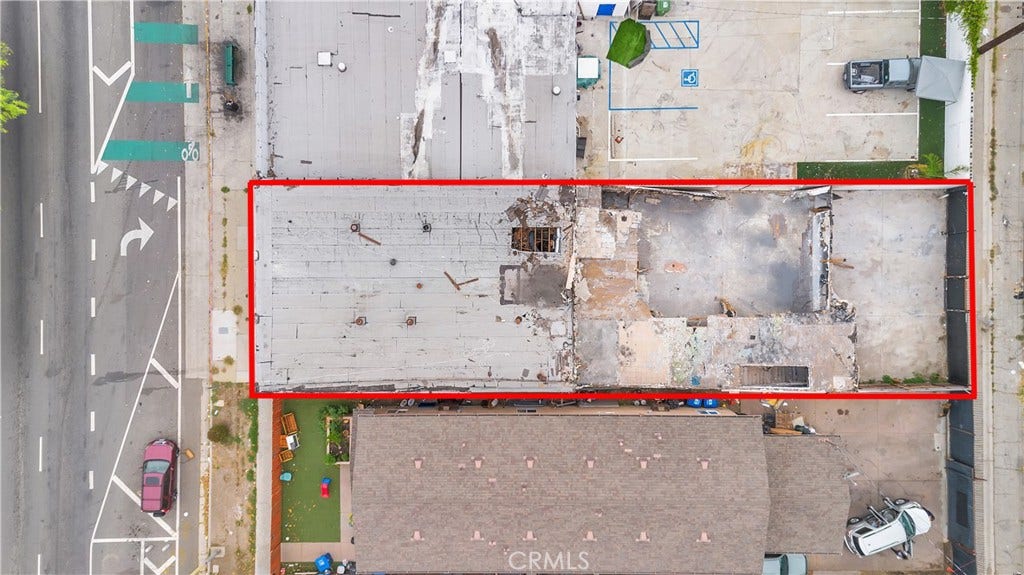 10808 S Broadway, Los Angeles, CA 90061 10808 S Broadway, Los Angeles, CA 90061