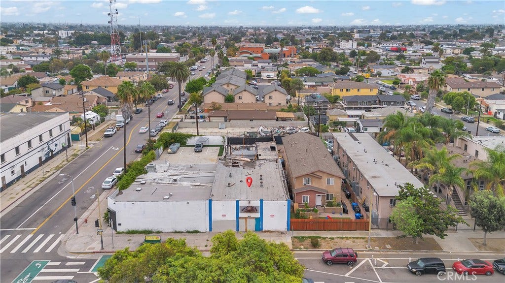 10808 S Broadway, Los Angeles, CA 90061 10808 S Broadway, Los Angeles, CA 90061