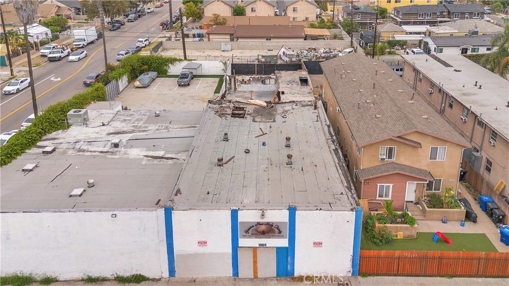 10808 S Broadway, Los Angeles, CA 90061 10808 S Broadway, Los Angeles, CA 90061