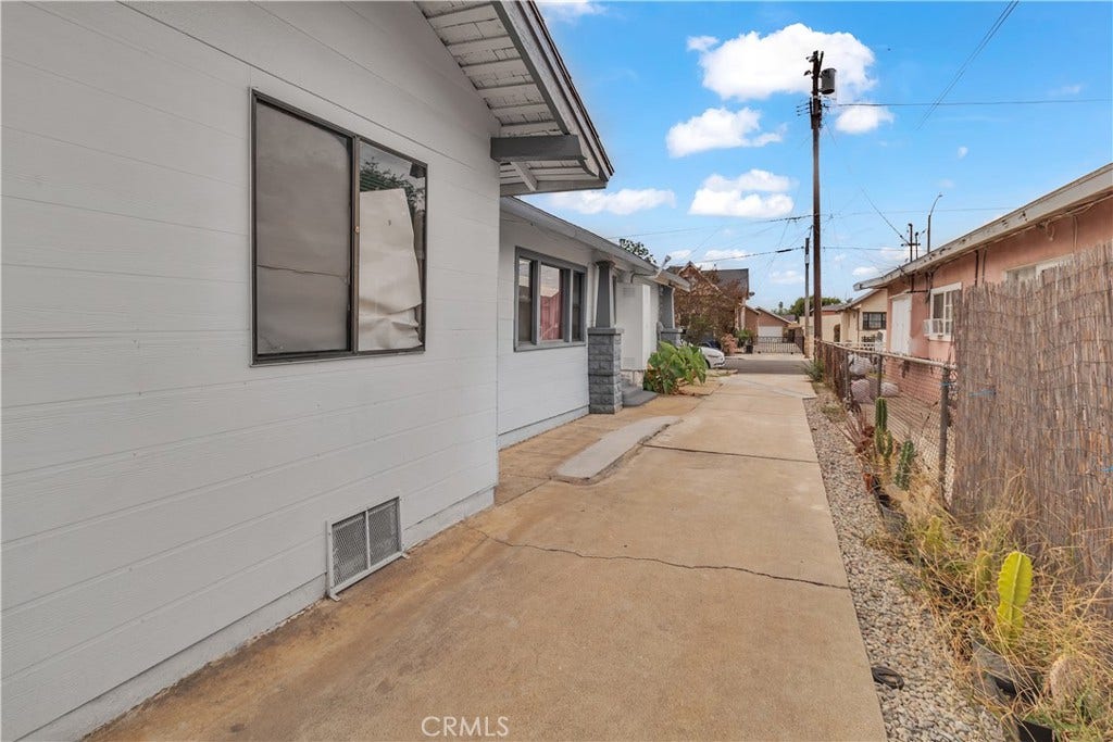 3045 E 5th, Los Angeles, CA 90063 3045 E 5th, Los Angeles, CA 90063