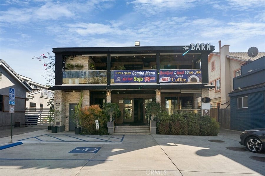 Property photo for 228 oxford Avenue, Los Angeles, CA