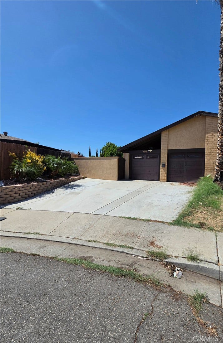 Property photo for 1216 Hampton Circle, Corona, CA