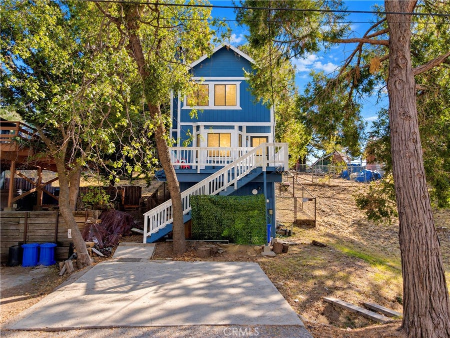 Property photo for 32949 Deer, Arrowbear, CA