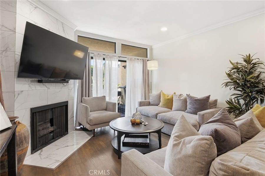 Property photo for 729 S Hobart Boulevard, #11, Los Angeles, CA
