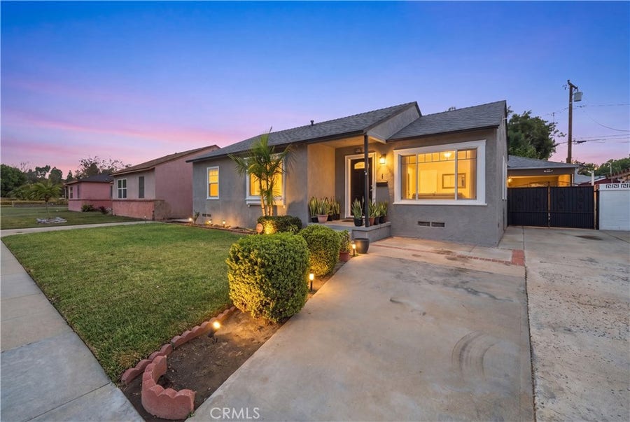 Property photo for 361 E Harding, Long Beach, CA