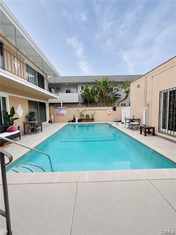 1935 S Corning, Los Angeles, CA 90034 1935 S Corning, Los Angeles, CA 90034