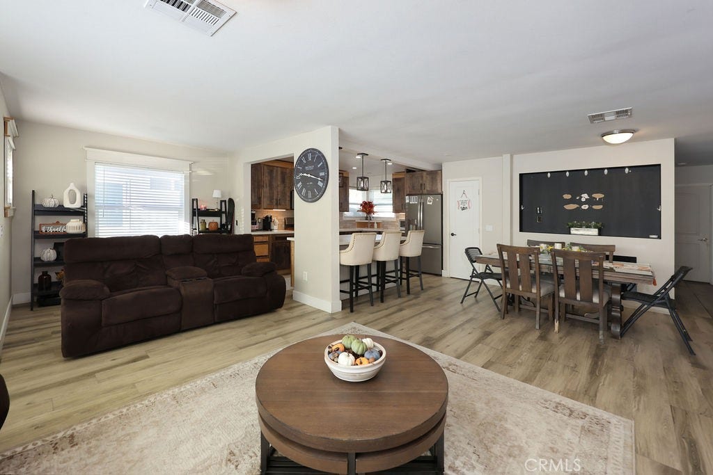 10258 Jersey, Santa Fe Springs, CA 90670 10258 Jersey, Santa Fe Springs, CA 90670