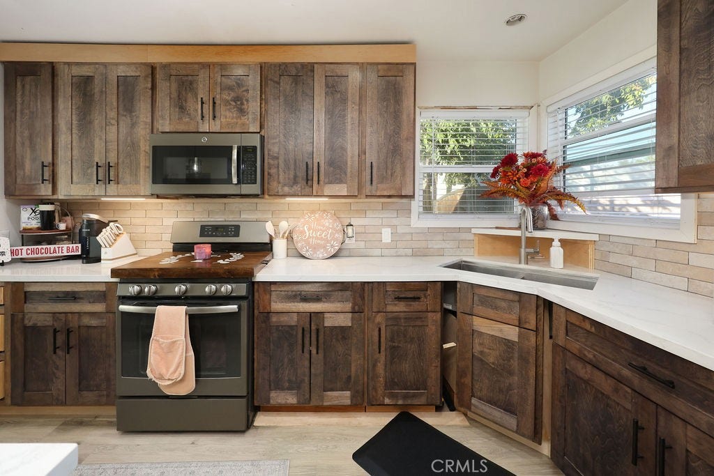 10258 Jersey, Santa Fe Springs, CA 90670 10258 Jersey, Santa Fe Springs, CA 90670