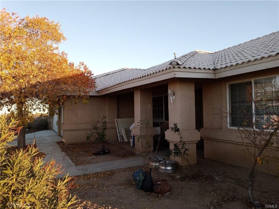 Property photo for 5255 Amador, Phelan, CA