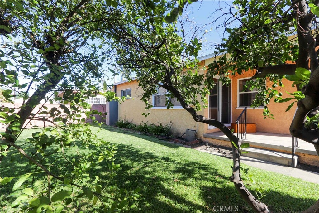 9424 Brookpark, Downey, CA 90240 9424 Brookpark, Downey, CA 90240