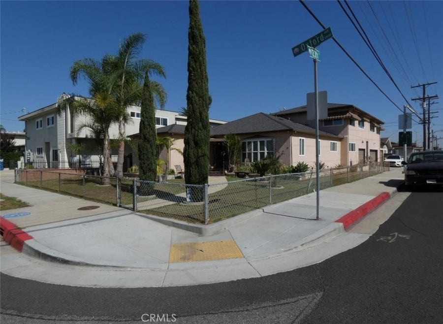 Property photo for 11992 Oxford, Hawthorne, CA