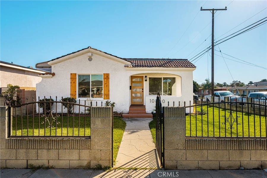 Property photo for 10820 Capistrano, Lynwood, CA