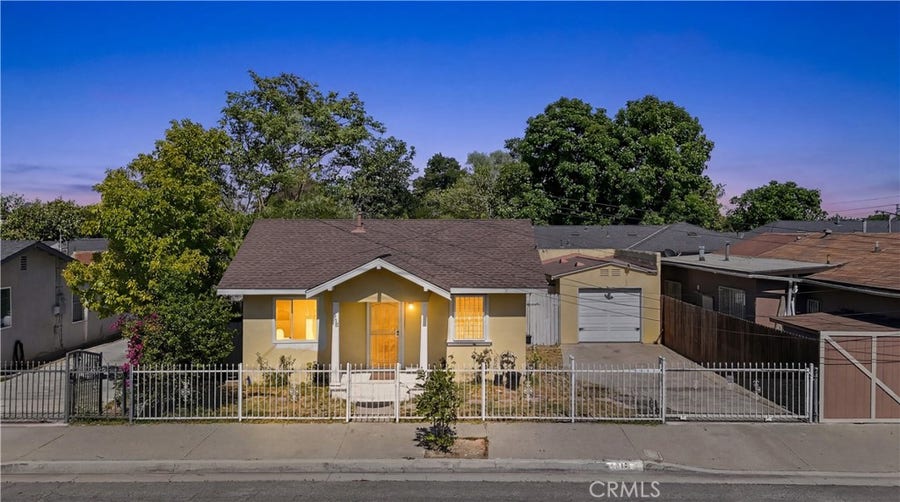 Property photo for 512 S Willowbrook, Compton, CA