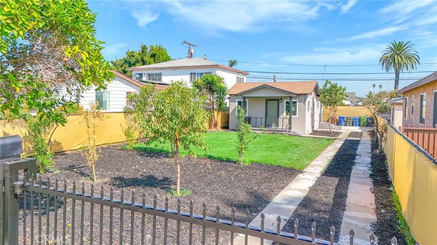 Property photo for 1433 W 96th, Los Angeles, CA
