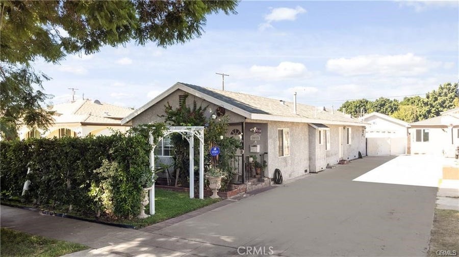 Property photo for 10031 San Antonio, South Gate, CA