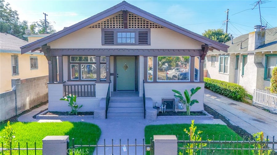 Property photo for 134 E 56th, Los Angeles, CA