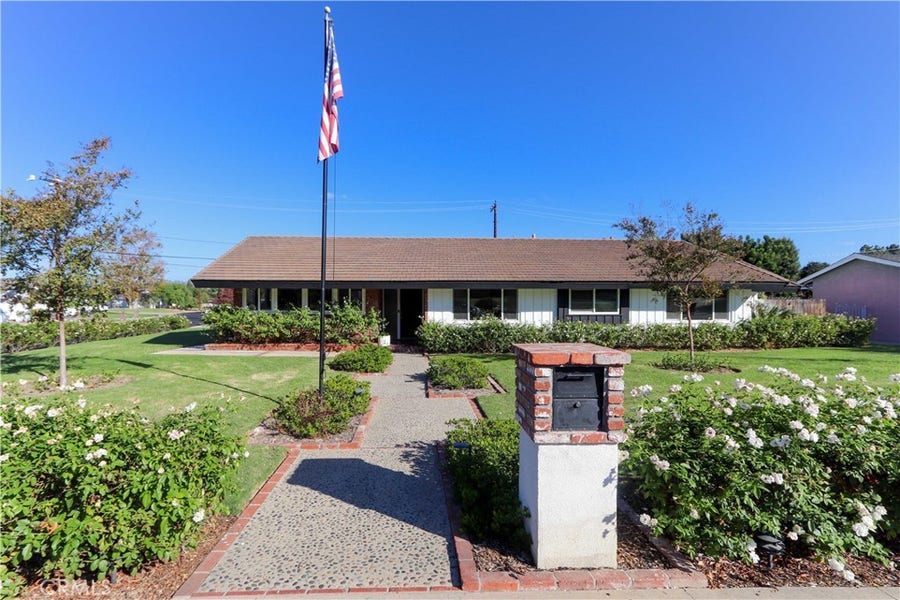 Property photo for 501 E Sunny Hills Road, Fullerton, CA