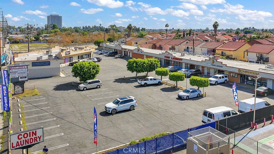 Property photo for 700 W Compton, Compton, CA