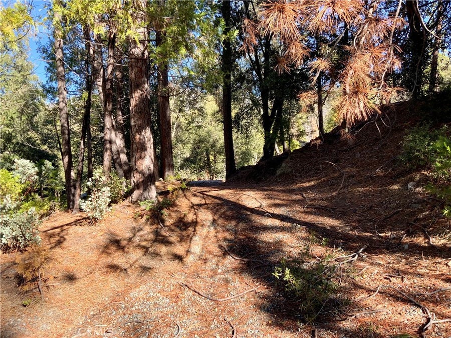 Property photo for 50963 Chu Ranch Road, Oakhurst, CA