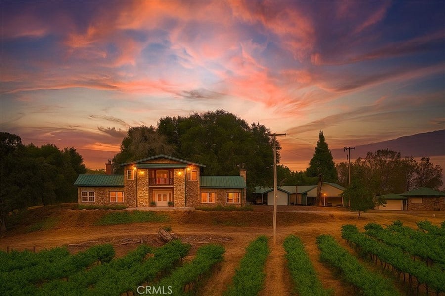 Property photo for 7551 Hunters Valley Road, Mariposa, CA