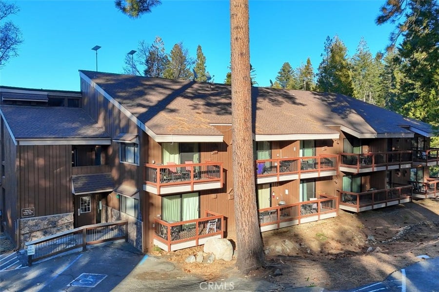 Property photo for 7540 Henness Circle, #B210, Yosemite, CA