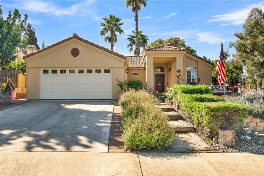 Property photo for 102 Via Promesa, Paso Robles, CA