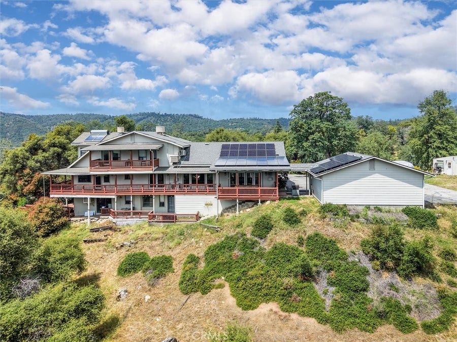 Property photo for 43736 Highway 49, Ahwahnee, CA