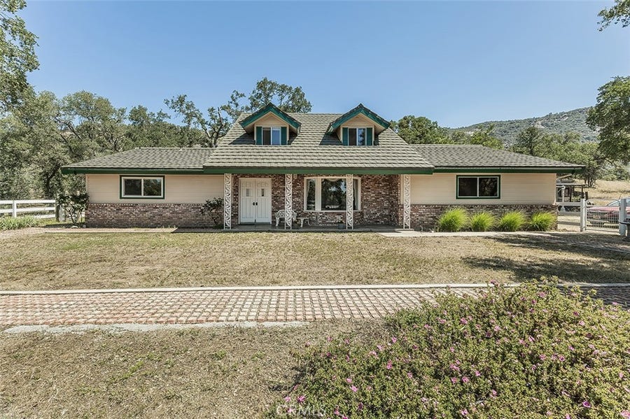 Property photo for 35477 Qualls Prather, Auberry, CA