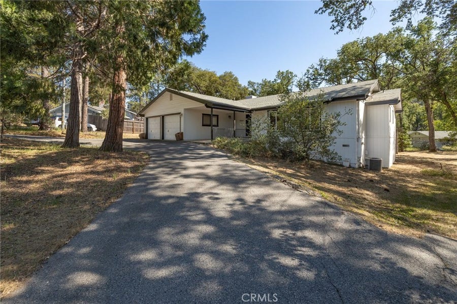 Property photo for 48866 Rock Point Road, Oakhurst, CA