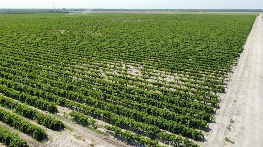 Property photo for 1 S Plumas Avenue, Kerman, CA
