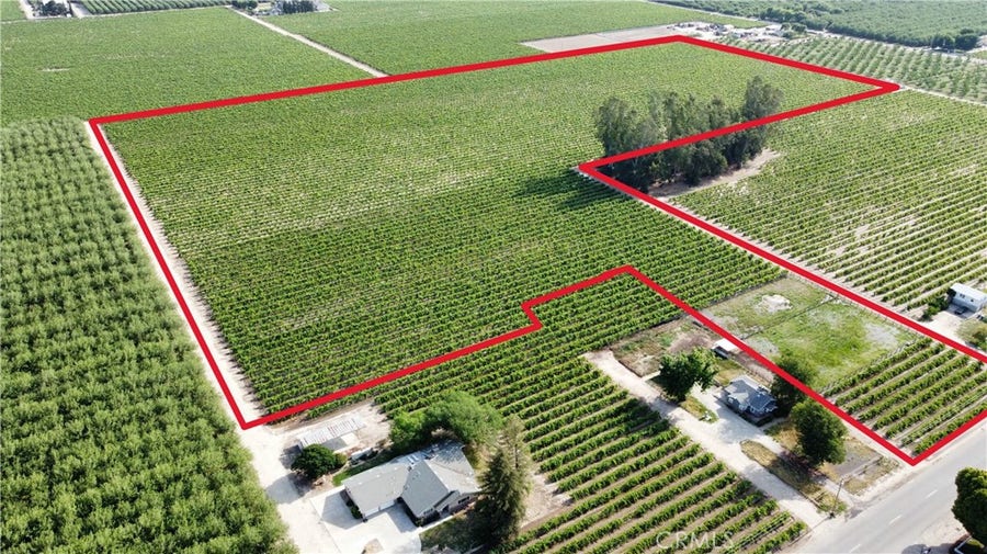 Property photo for 1 W Belmont Ave, Kerman, CA