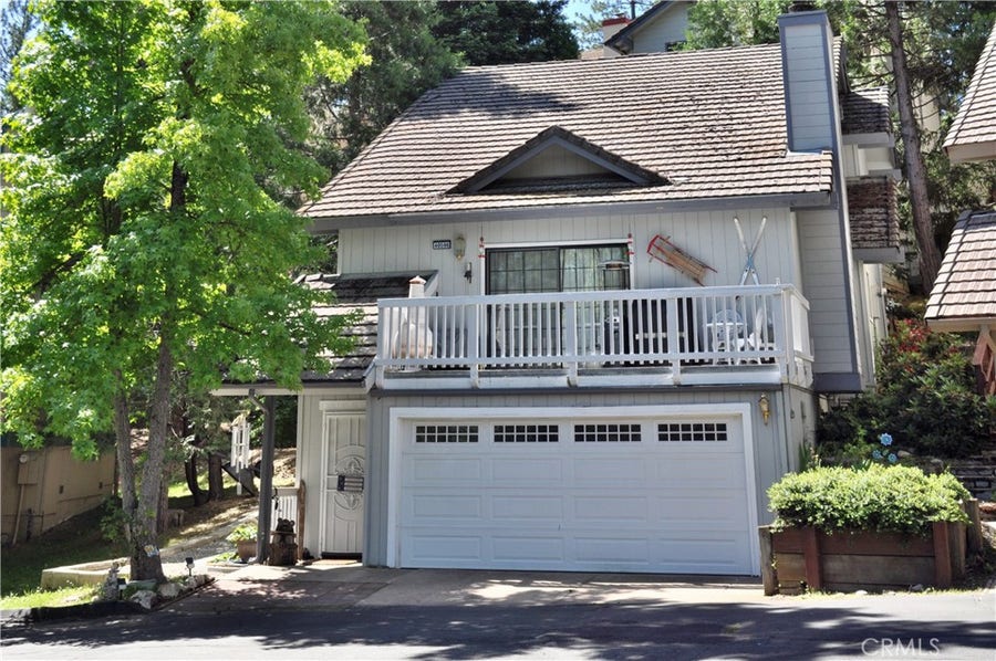 Property photo for 40596 Road 222, Bass Lake, CA