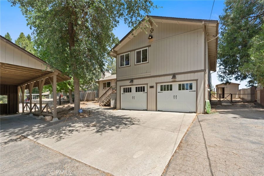 Property photo for 39749 Pine Ridge Road, Oakhurst, CA
