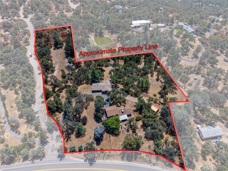 Property photo for 43710 Hilltop, Ahwahnee, CA