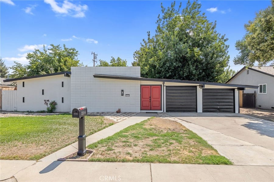 Property photo for 2214 S Locust, Visalia, CA