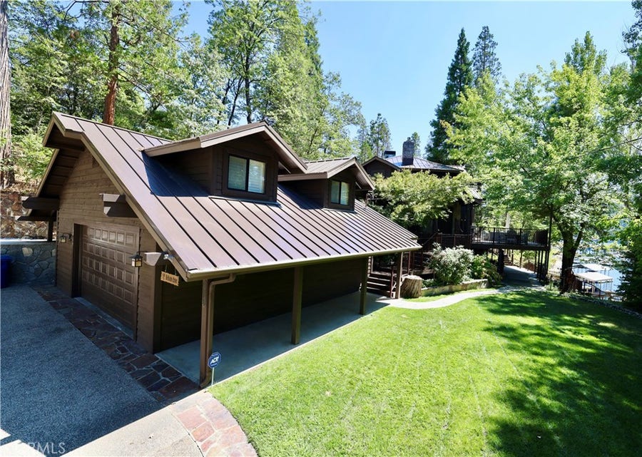 Property photo for 39181 Manzanita, Bass Lake, CA