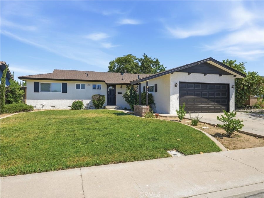 Property photo for 649 W Ashcroft, Clovis, CA