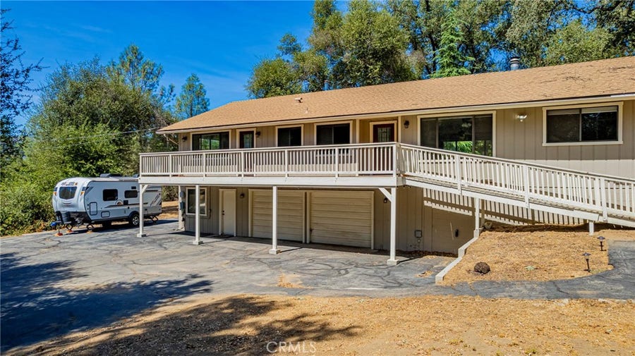 Property photo for 45453 N Oakview, Oakhurst, CA